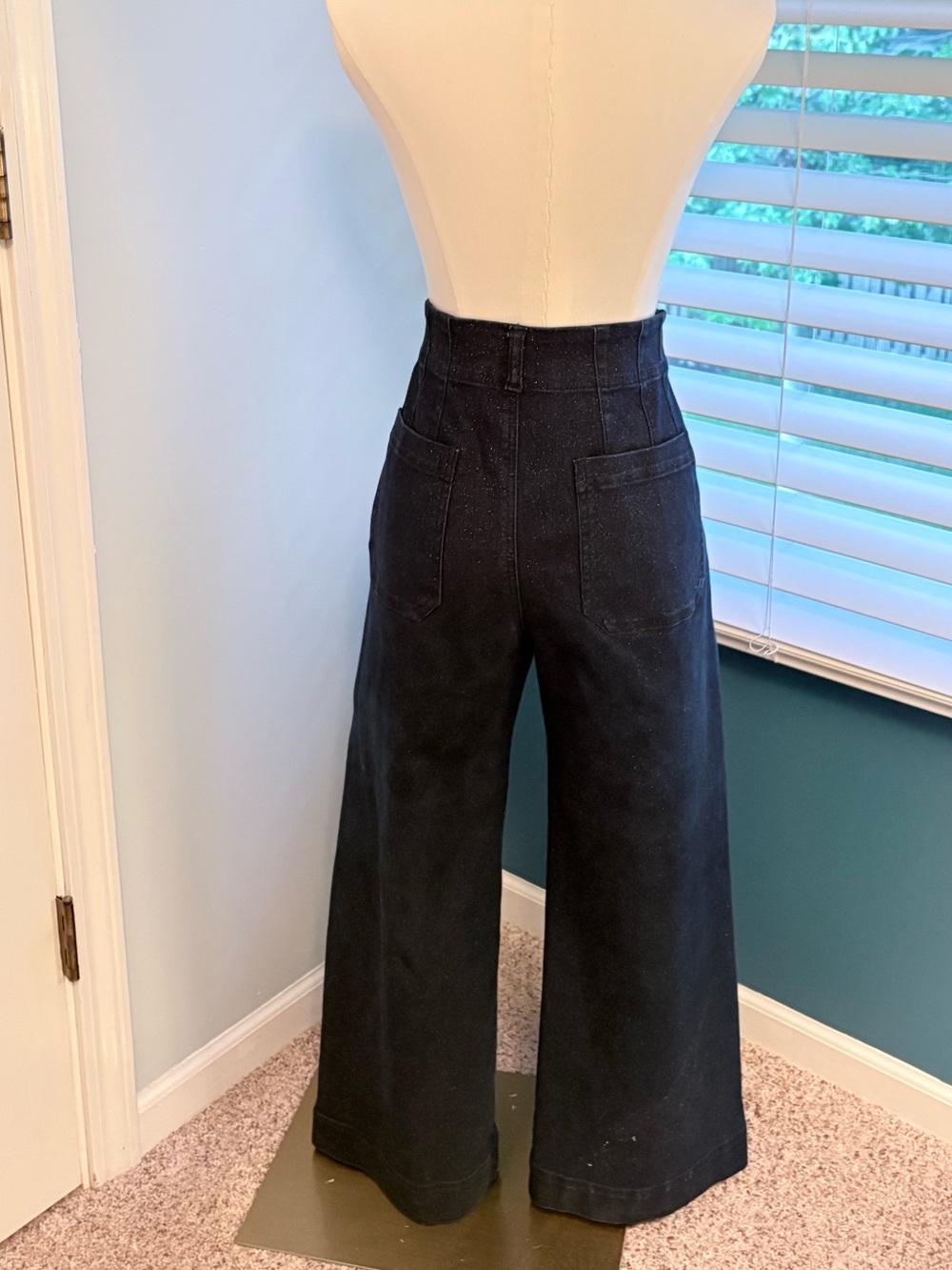 Maeve Colette High-Waist Wide Leg Women Jeans in Dark Navy with Sparkles. - Picture 2 of 9